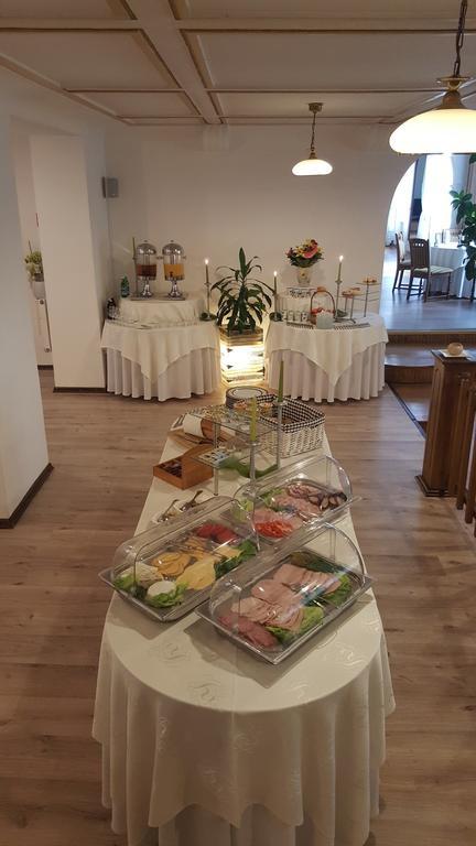 Hotel Bristol Tarnów 外观 照片