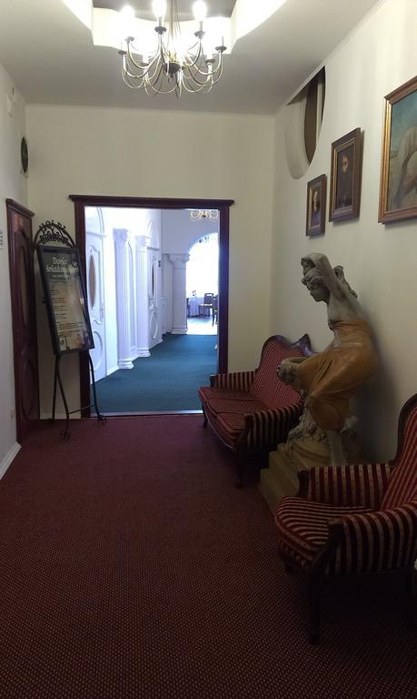 Hotel Bristol Tarnów 外观 照片