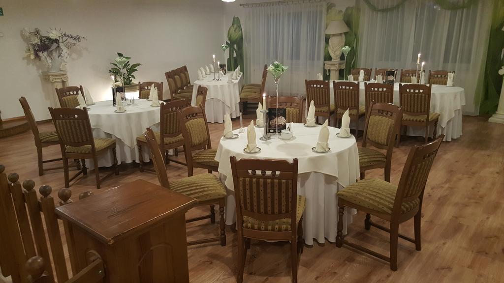 Hotel Bristol Tarnów 外观 照片