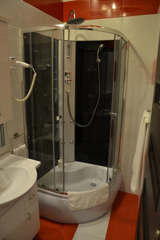 Hotel Bristol Tarnów 客房 照片