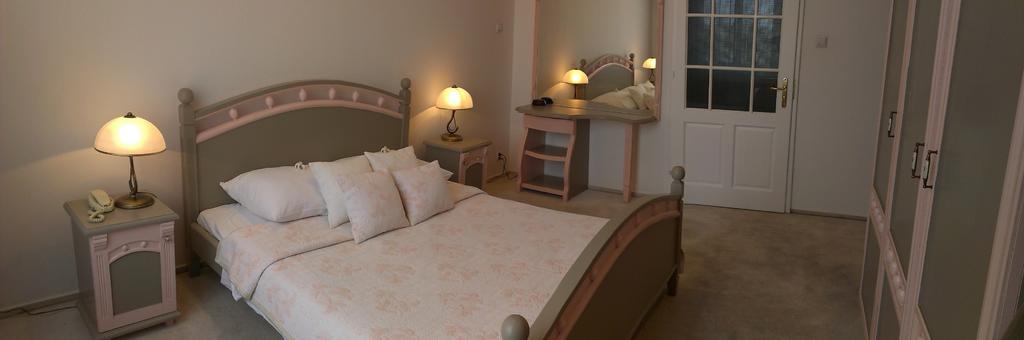 Hotel Bristol Tarnów 外观 照片