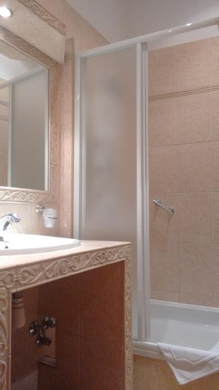 Hotel Bristol Tarnów 外观 照片