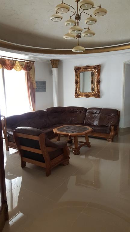 Hotel Bristol Tarnów 外观 照片