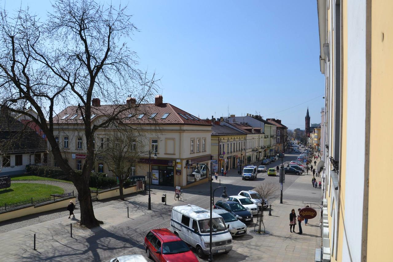 Hotel Bristol Tarnów 外观 照片